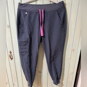 Figs jogger scrubs ! Graphite gray